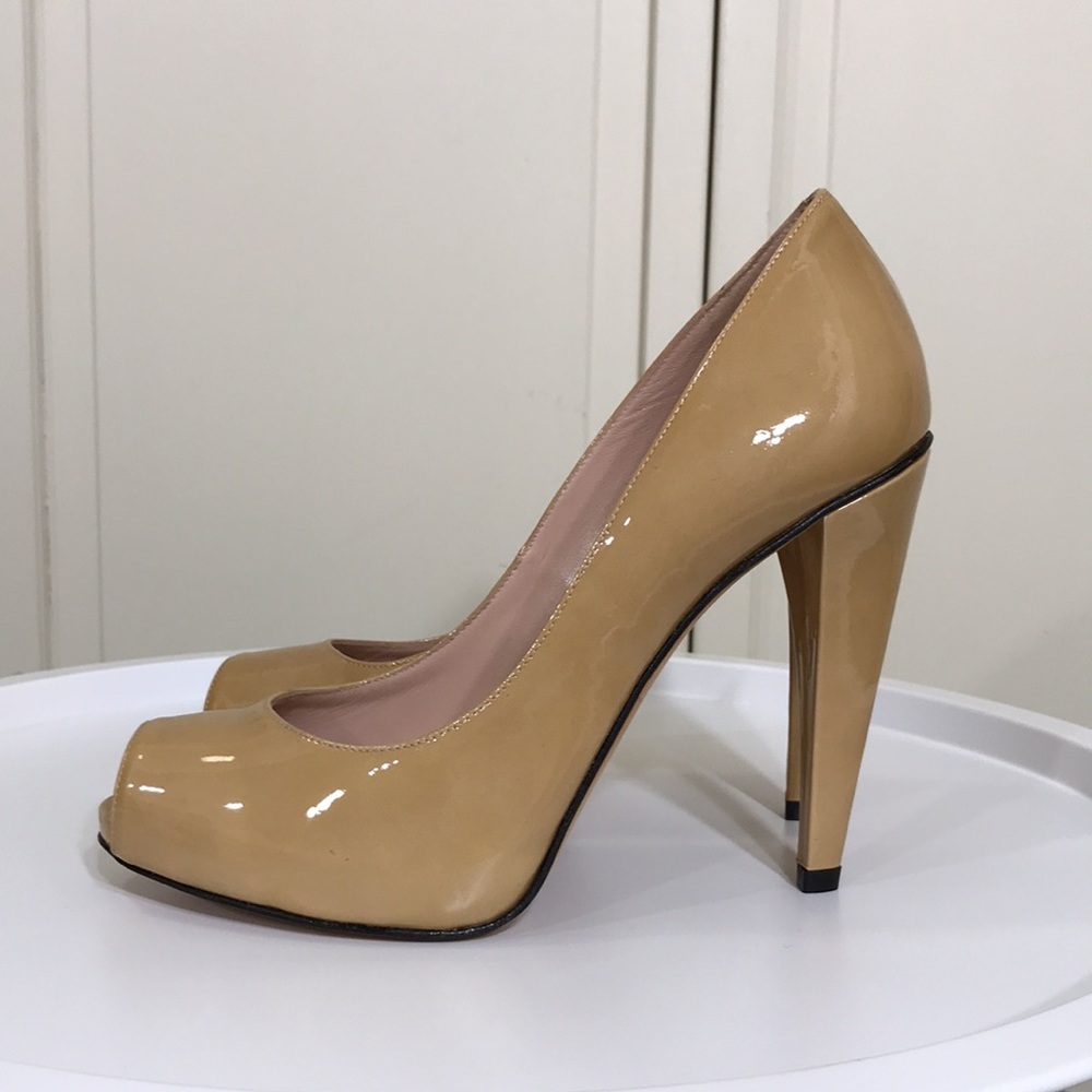 Stuart Weitzman Peep-toes High Heels Size 9